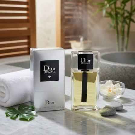 Dior Homme Eau de Toilette - Elevate Your Everyday Style with Timeless Masculinity